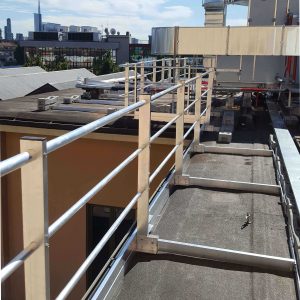 PARAPETTI IN ALLUMINIO