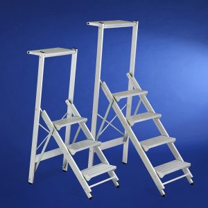 SGABELLO PIEGHEVOLE PROFESSIONALE CON PIANETTO PORTAOGGETTI