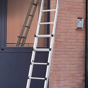 SCALA D'APPOGGIO PER PULITORI